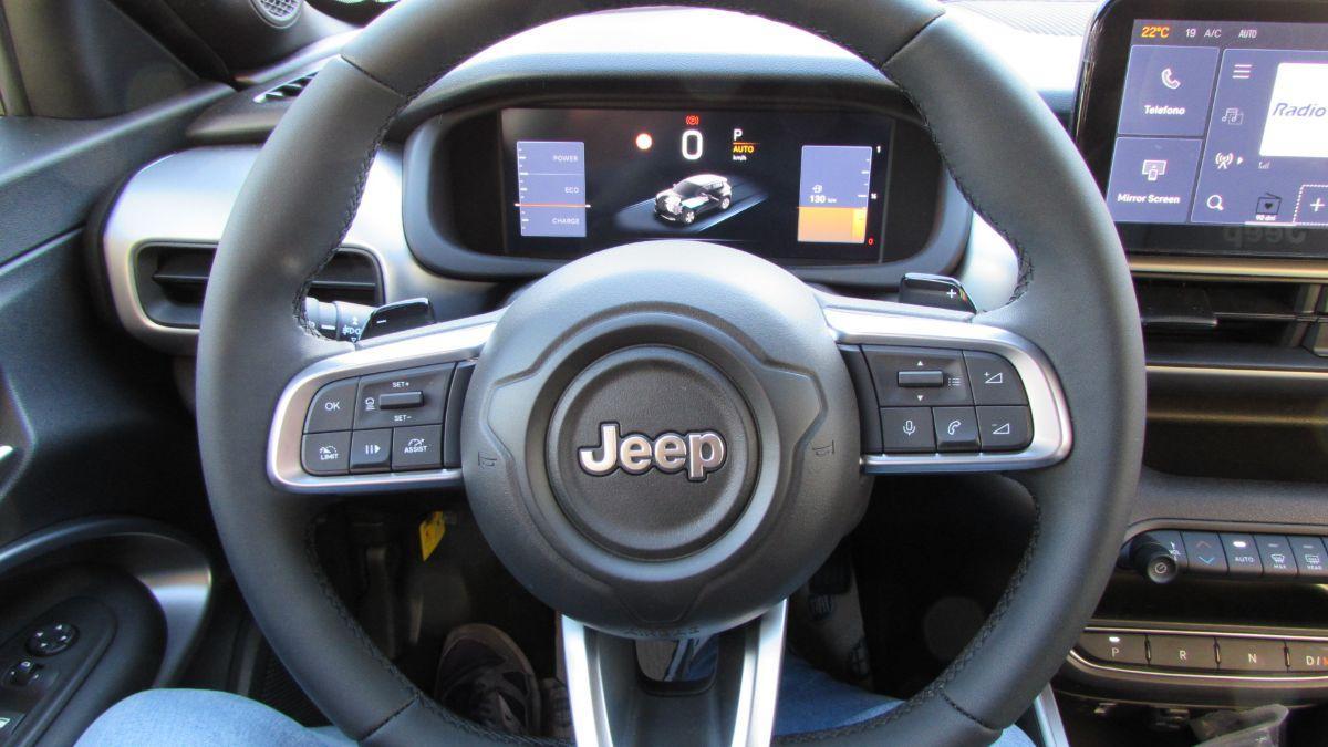 JEEP - AVENGER 4Xe UPLAND