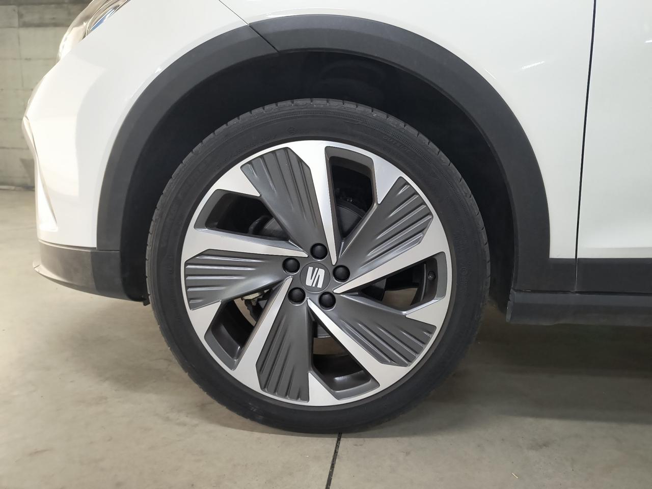 SEAT Arona 2022 - Arona 1.0 ecotsi FR 110cv dsg