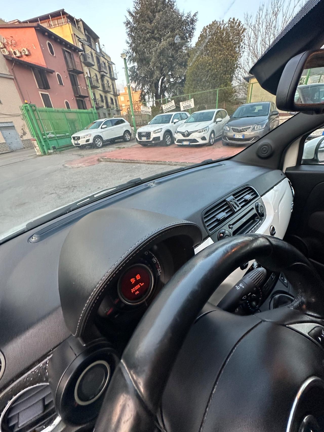 Abarth 500 C 1.4 Turbo T-Jet Custom