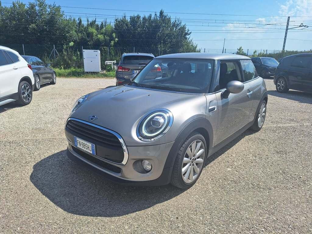 Mini Cooper 1.5 TwinPower Turbo Cooper Hype