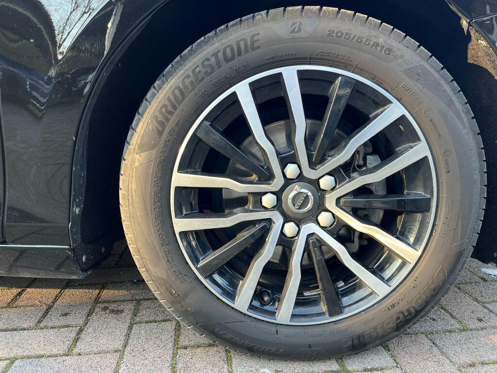 Volvo V40 2.0 D2 R-Design