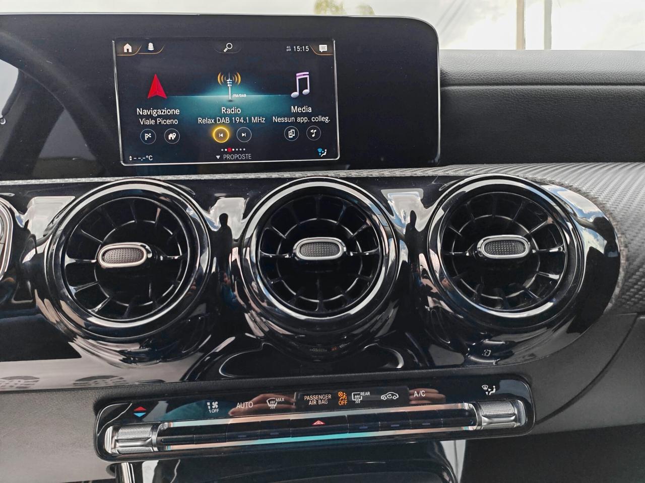 Mercedes-benz A 180d 2.0 Navig cam 2021