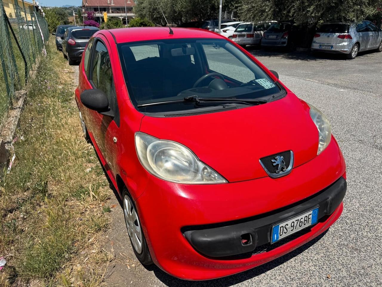 Peugeot 107 1.0 68CV 3p. Plaisir