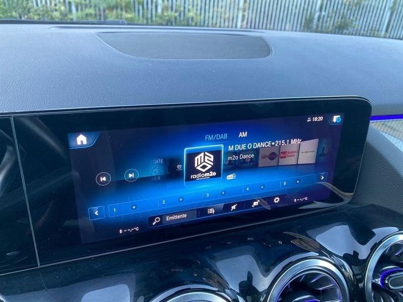 Mercedes-Benz GLA 180 d Premium auto