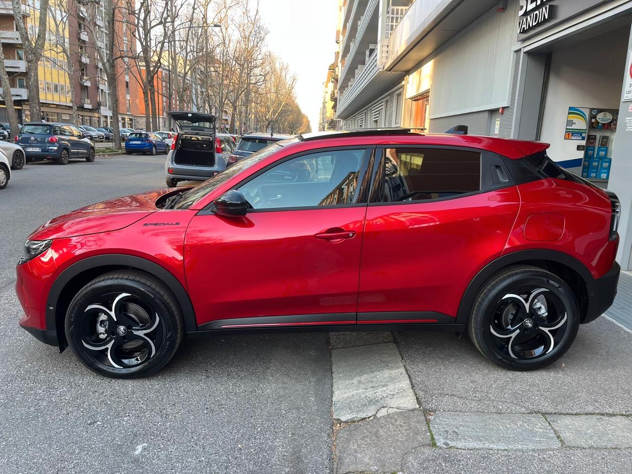 Alfa Romeo Junior 1.2 145 CV Hybrid eDCT6 Speciale
