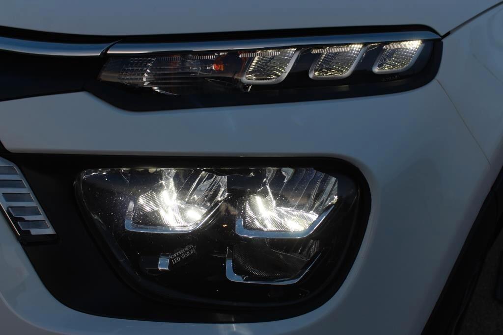 CITROEN C3 1.5 BlueHDi Shine *Bicolore *Carplay