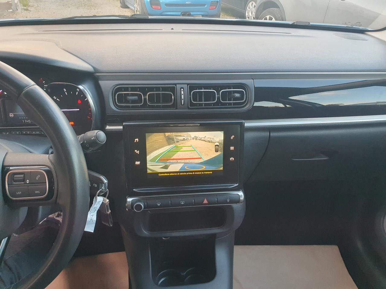 Citroen C3 PureTech 82 GPL Shine