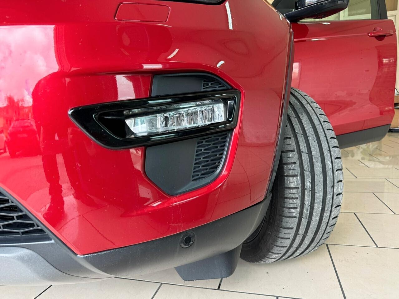 Land Rover Discovery Sport 2.0 TD4 180 CV HSE