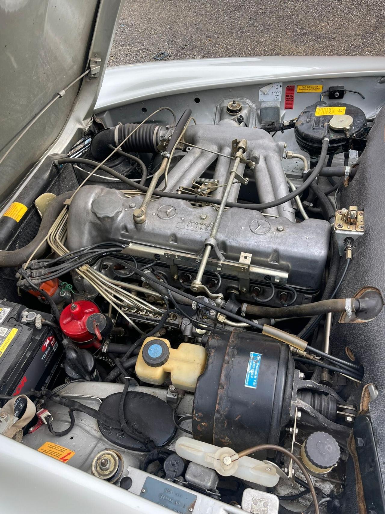 Mercedes-benz SL 230 Pagoda