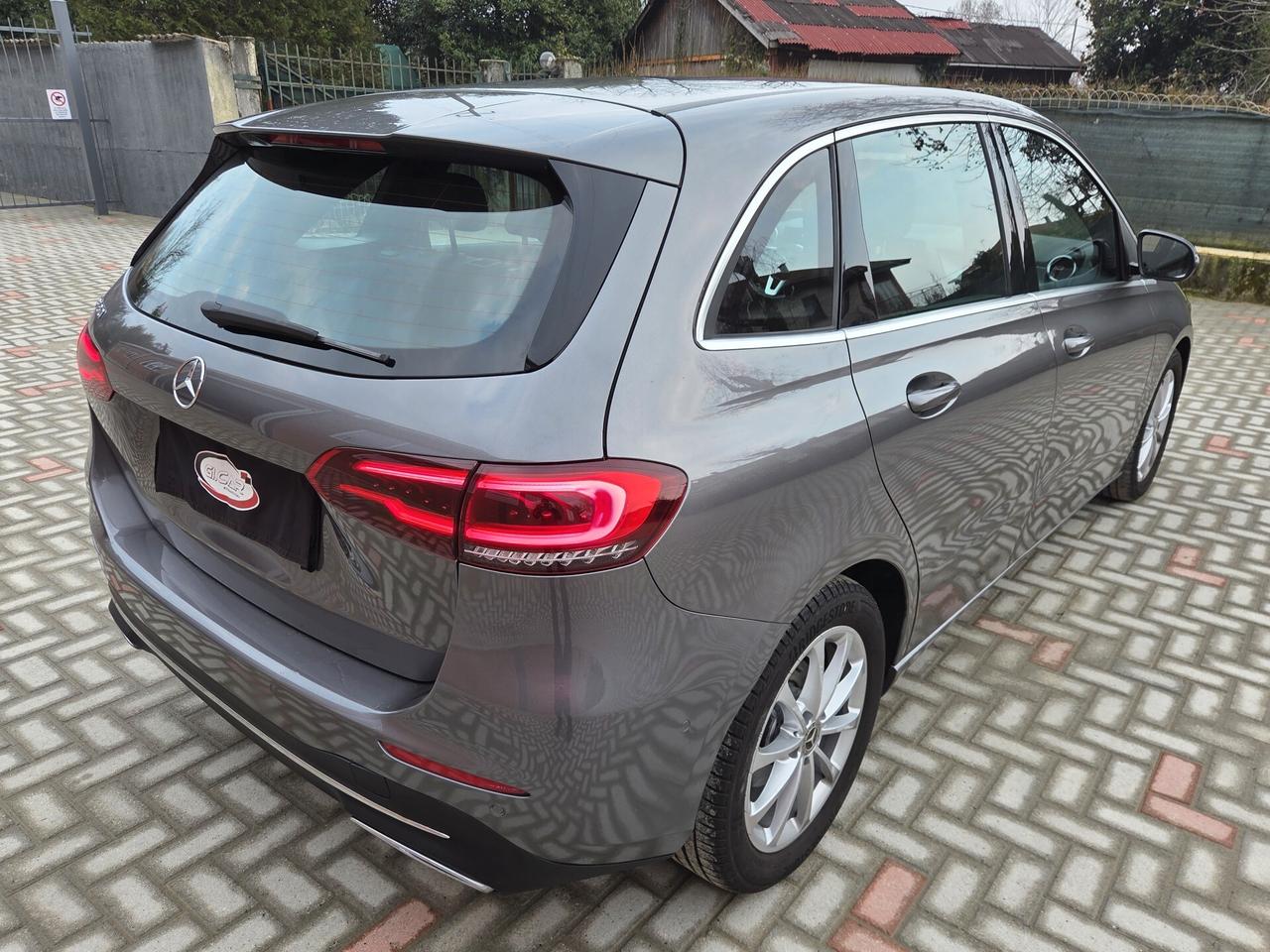 Mercedes-benz B 180 Automatic Premium 136cv