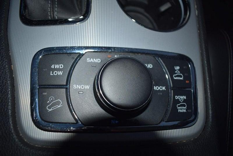 Jeep Grand Cherokee 3.0 V6 CRD 184kW Summit 250 CV