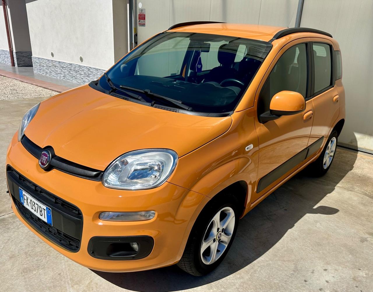 Fiat Panda 0.9 TwinAir Turbo Natural Power Lounge