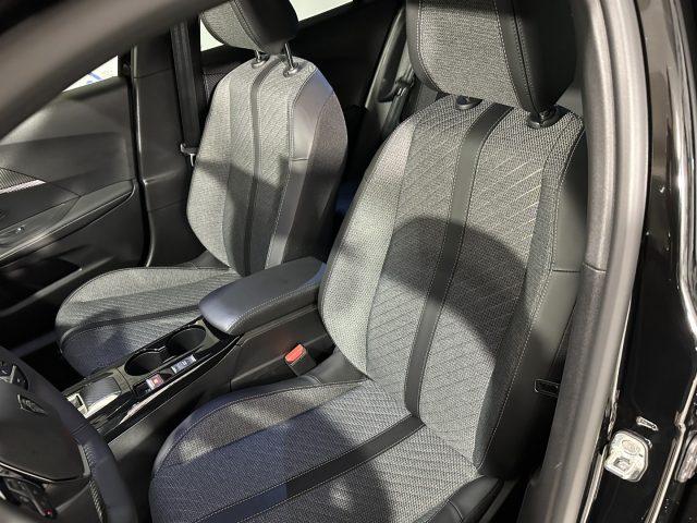 PEUGEOT 2008 PureTech 130 S&S EAT8 Allure