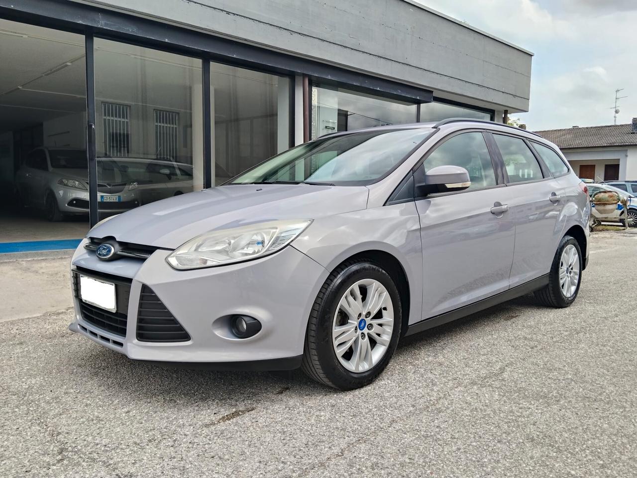 Ford Focus 1.6 TDCi 95 CV SW Titanium - NEO Patentati