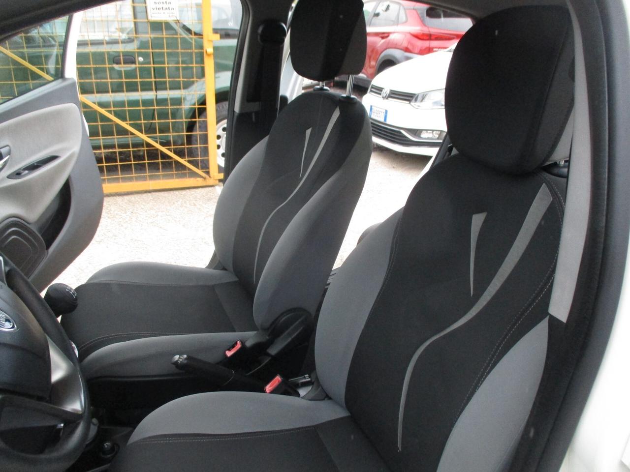 Lancia Ypsilon 1.3 MJT 16V 95 CV MOLTO BELLA 2012