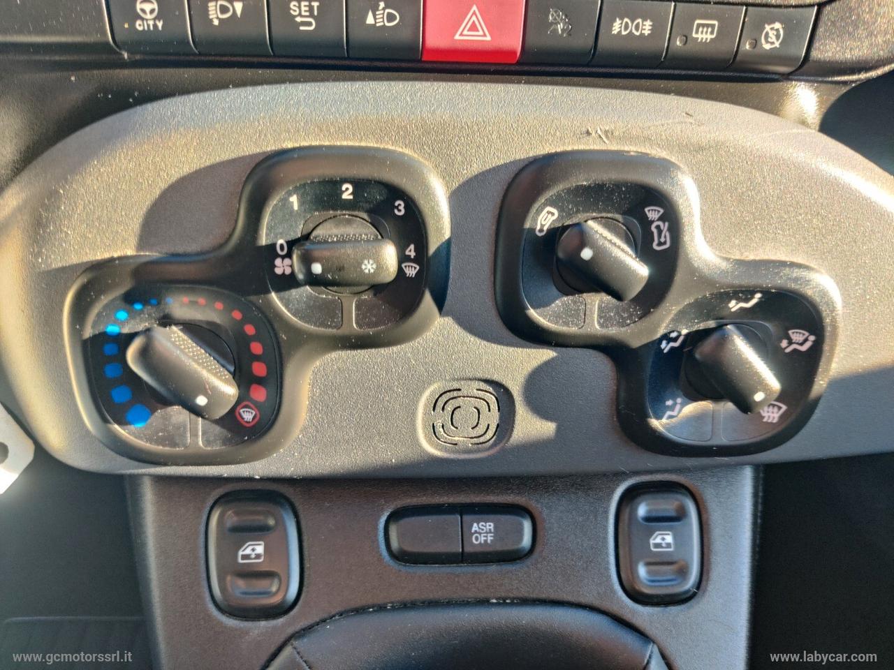 Fiat Panda 1.0 GSE S&S Hybrid Street Van 4 posti