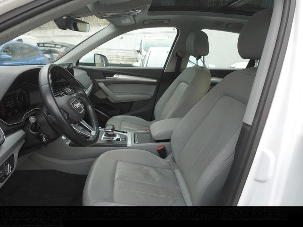 AUDI Q5 40 TDI 204CV S-TRONIC QUATTRO BUSINESS ADVANCED ( FARI LED - VIRTUAL COCKPIT - TETTO PANORAMICO APR. - CLIMA TRIZONA - NAVI - PDC - CERCHI 18 )