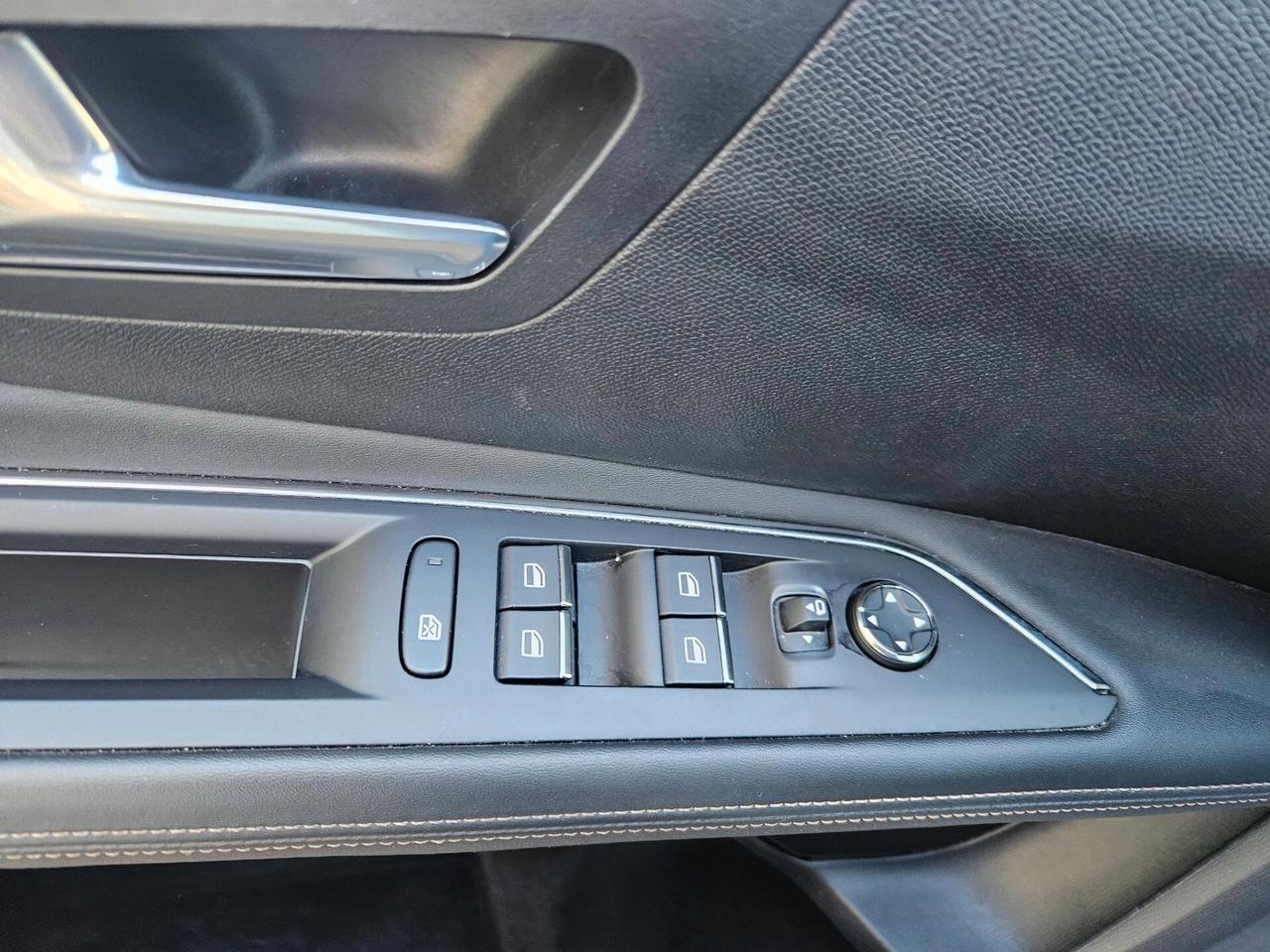 Peugeot 3008 BlueHDi 130 S&S EAT8 GT