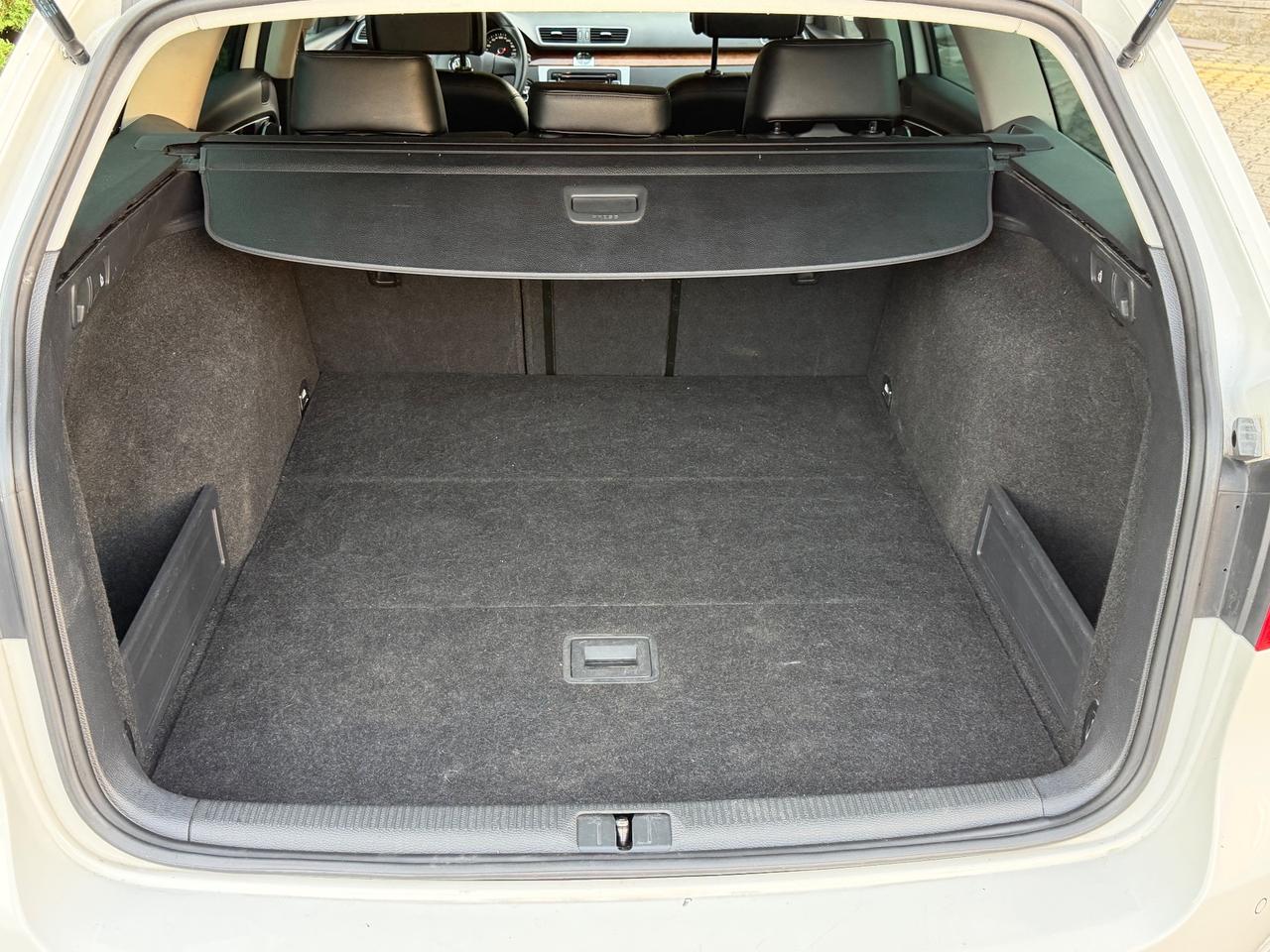 Volkswagen Passat Var. 2.0 TDI Highline BlueM.Tech.