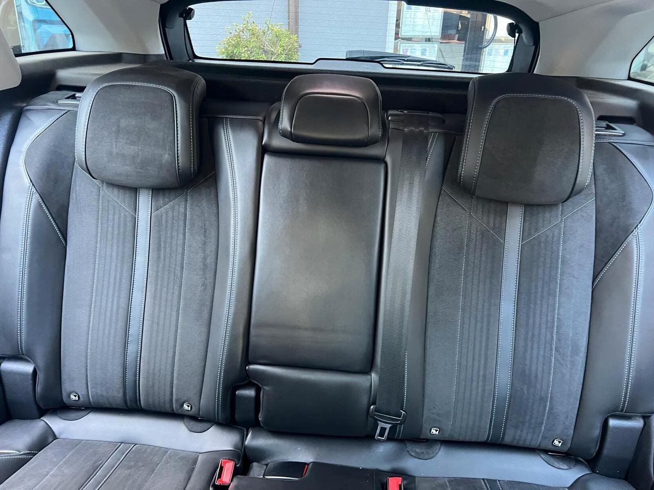 PEUGEOT 3008 BlueHDi 130 S&S CROSSWAY NEO PATENTATI