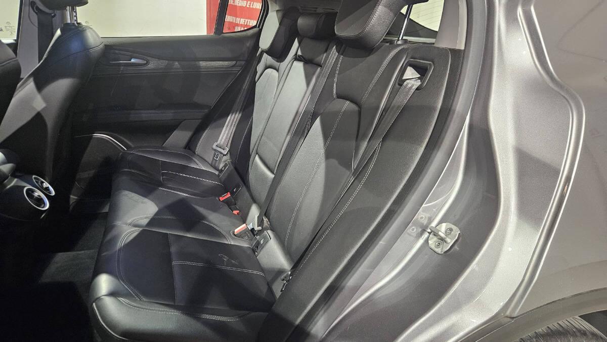 Alfa Romeo Stelvio 2.2 t Business rwd 160cv auto my19