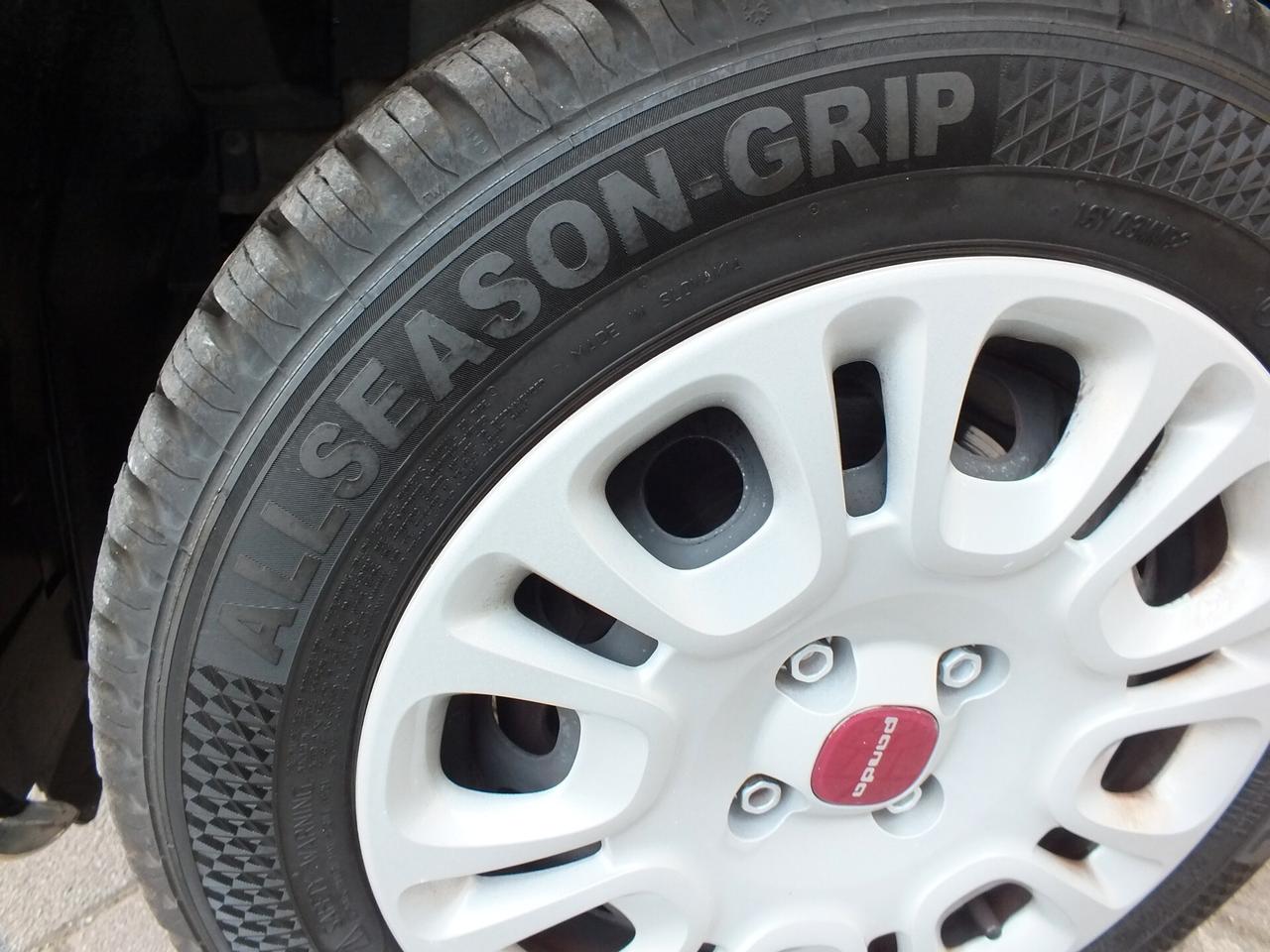 FIAT PANDA 1.2 70 CV EASY