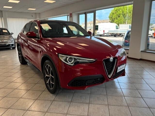 Alfa Romeo Stelvio 2.0 Turbo 280 CV AT8 Q4 Ti