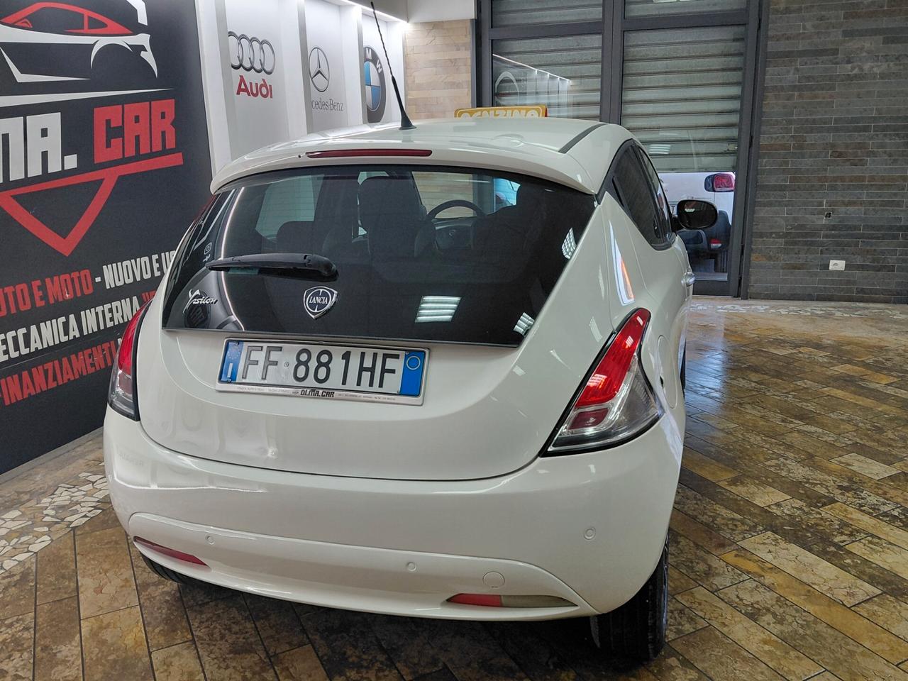 Lancia Ypsilon 1.2 69 CV 5 porte Mya soli 96000 km