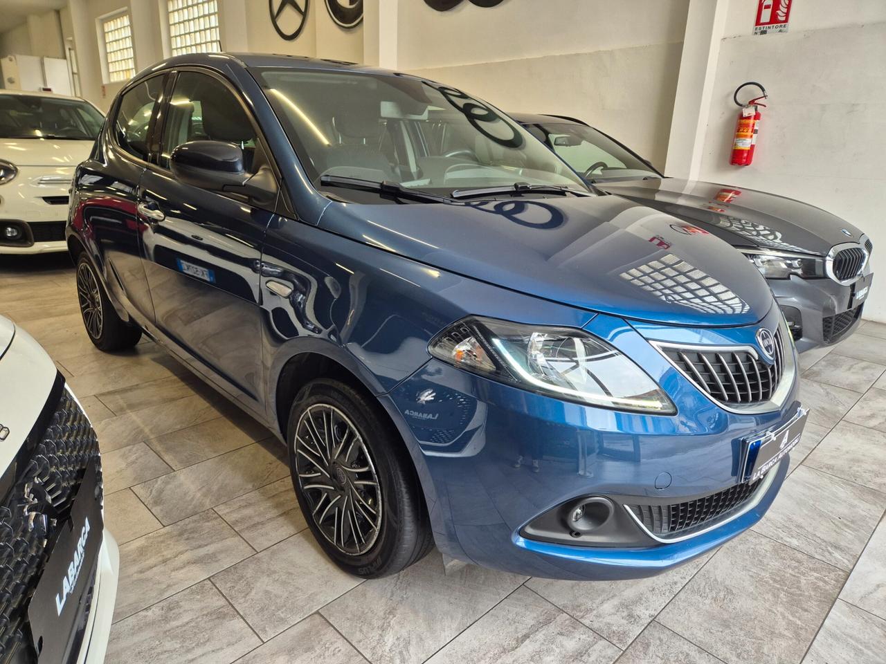 Lancia Ypsilon 1.0 FireFly 5 porte S&S Hybrid Ecochic Gold