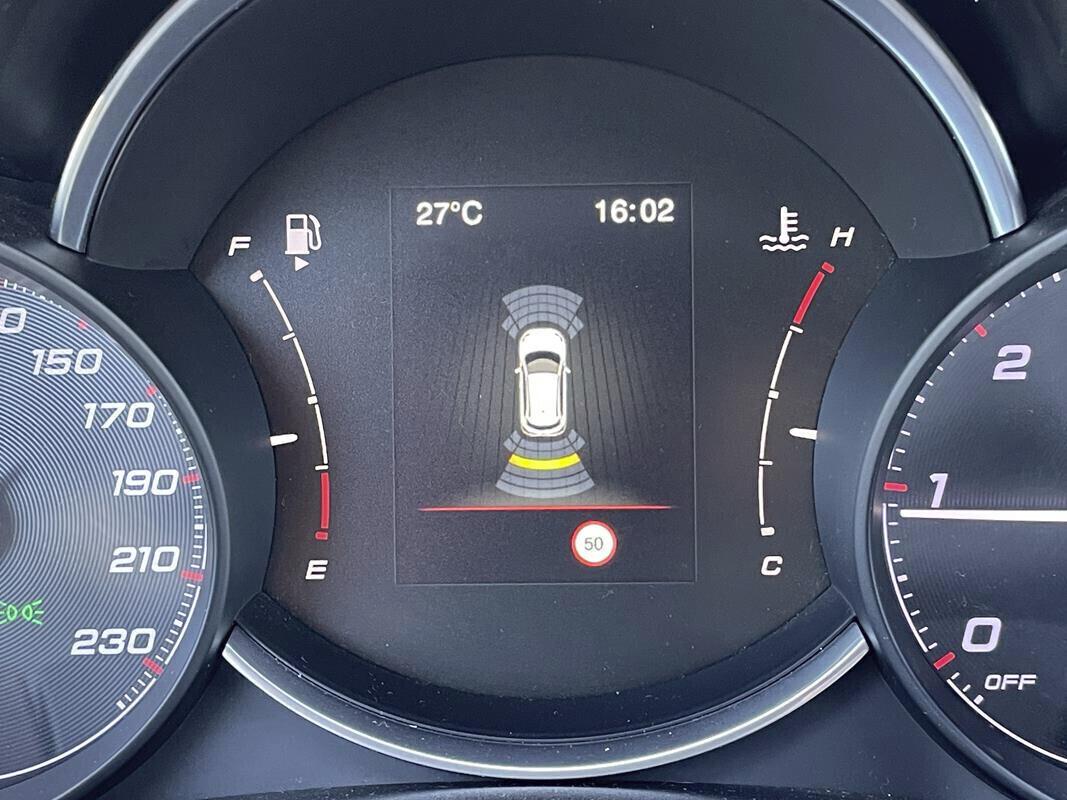 Fiat 500X 1.6 MultiJet 130 CV Sport Fari Full LED, Retrocamera, Navigatore, Cerchi 18, Sensori park