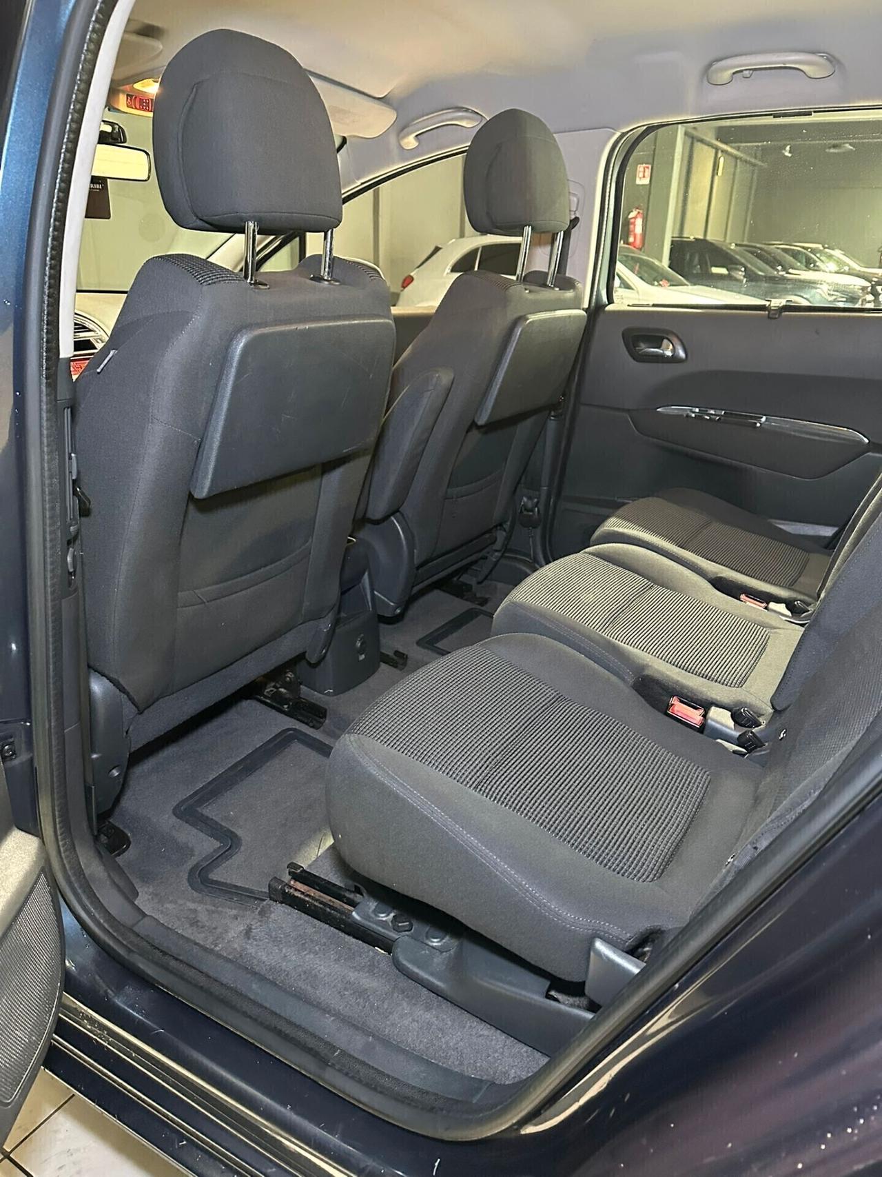 Peugeot 5008 1.6 HDi 115CV 8V Business