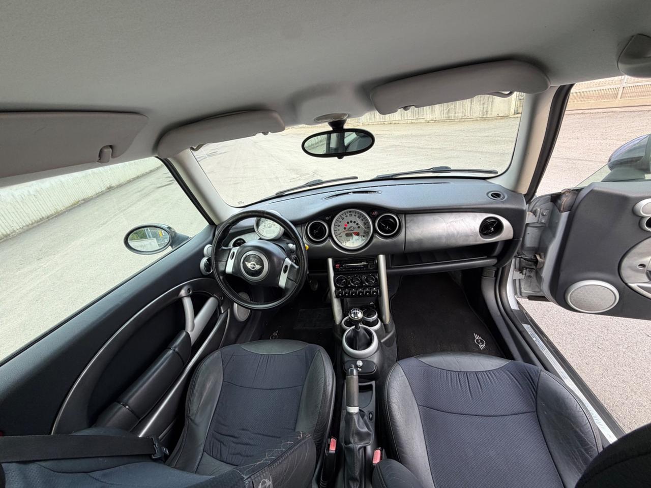 Mini 1.6 16V Cooper Park Lane (119.000KM)