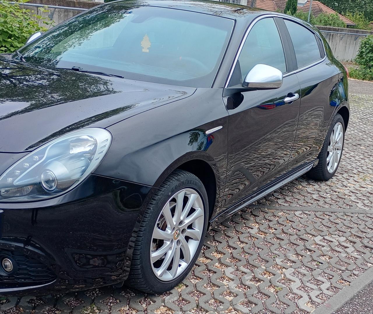 Alfa Romeo Giulietta 2.0 JTDm-2 140 CV Distinctive