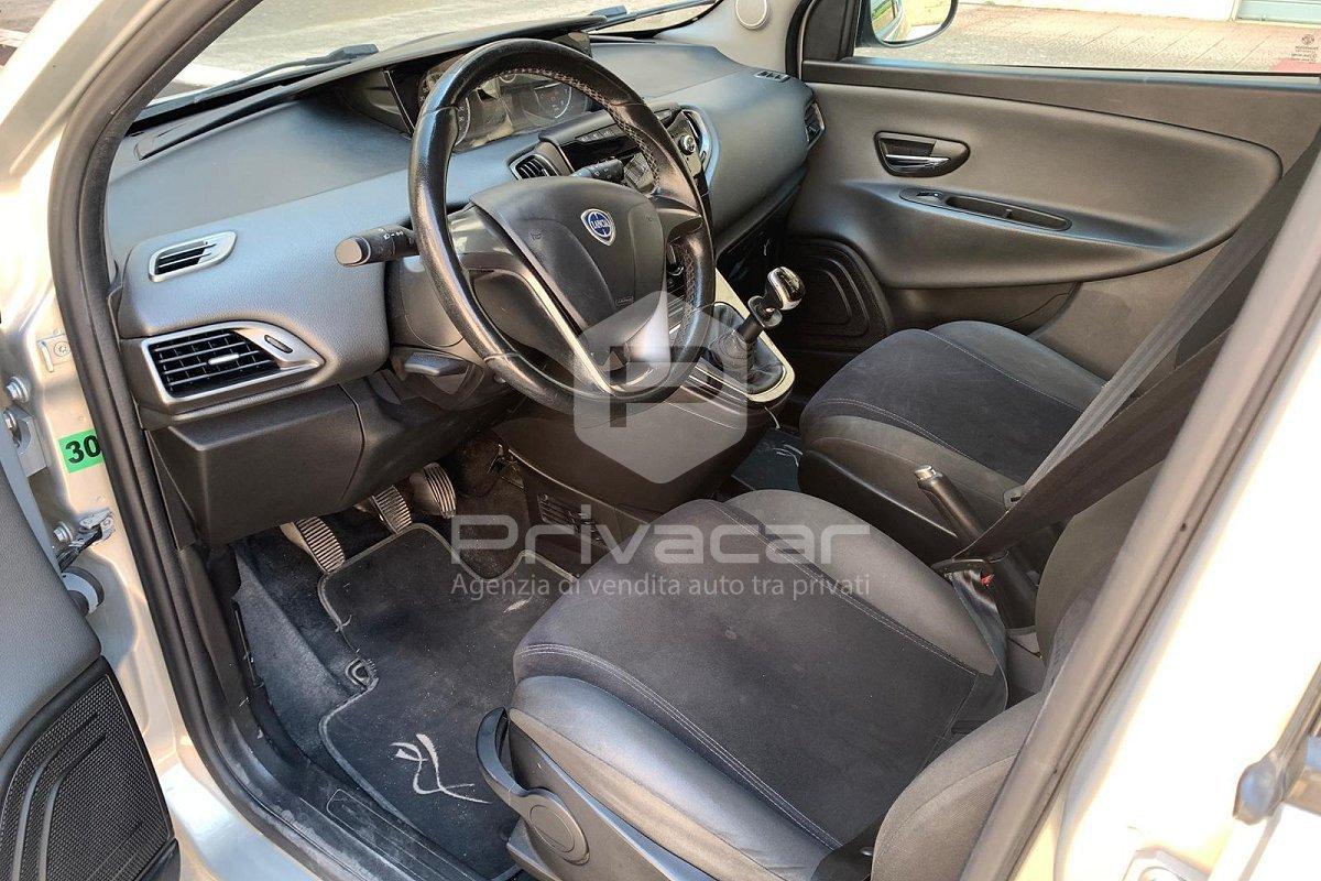 LANCIA Ypsilon 1.2 69 CV 5 porte S&S Gold