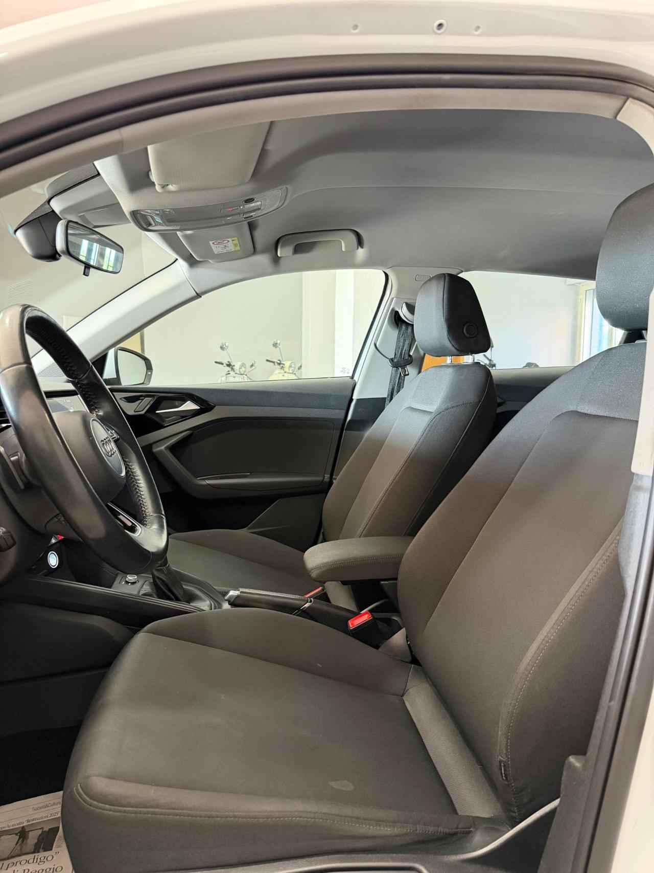 Audi A1 SPB 30 TFSI S tronic line edition