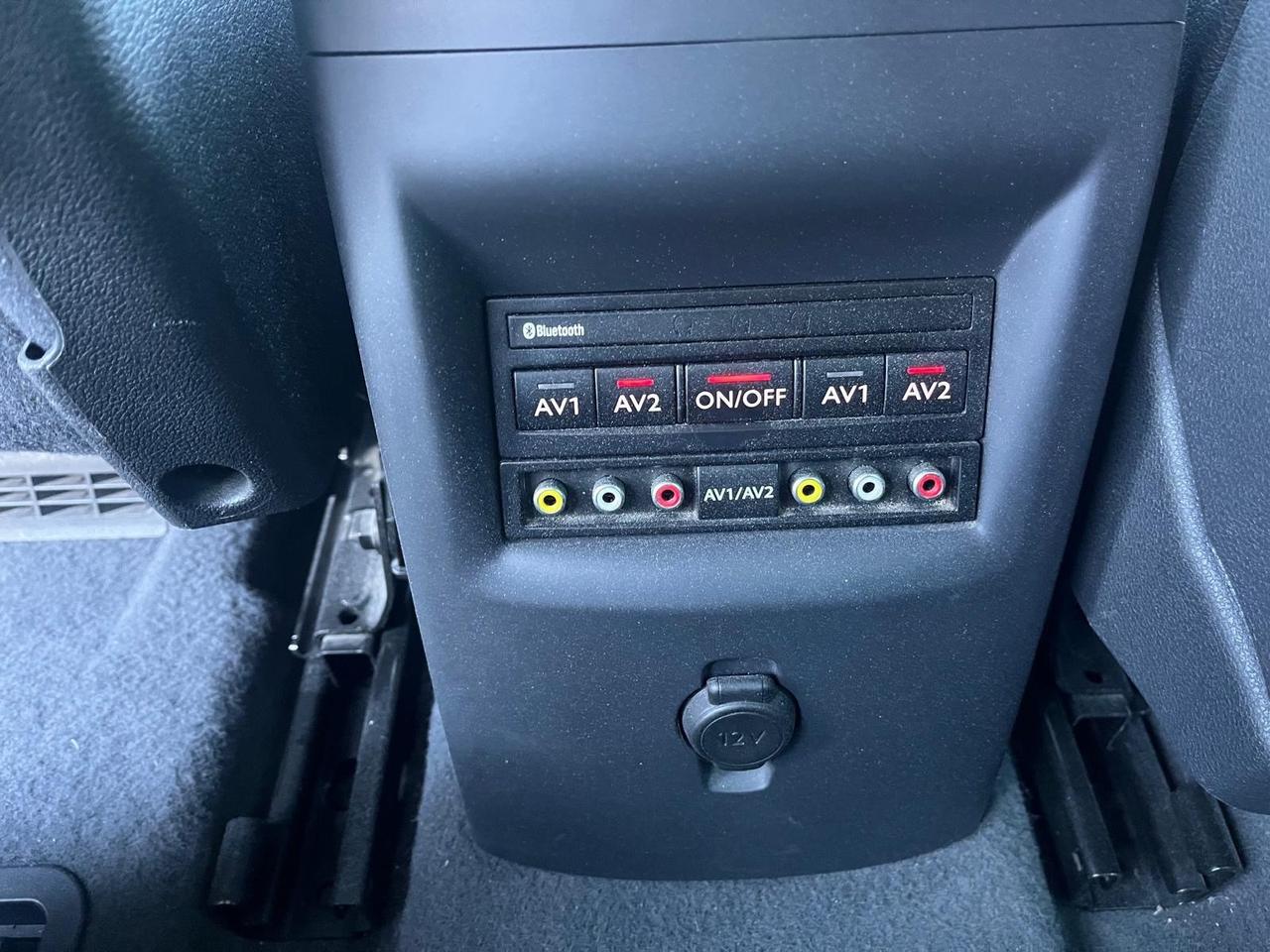 Peugeot 5008-2.0 hdi-7 P- allure-2016