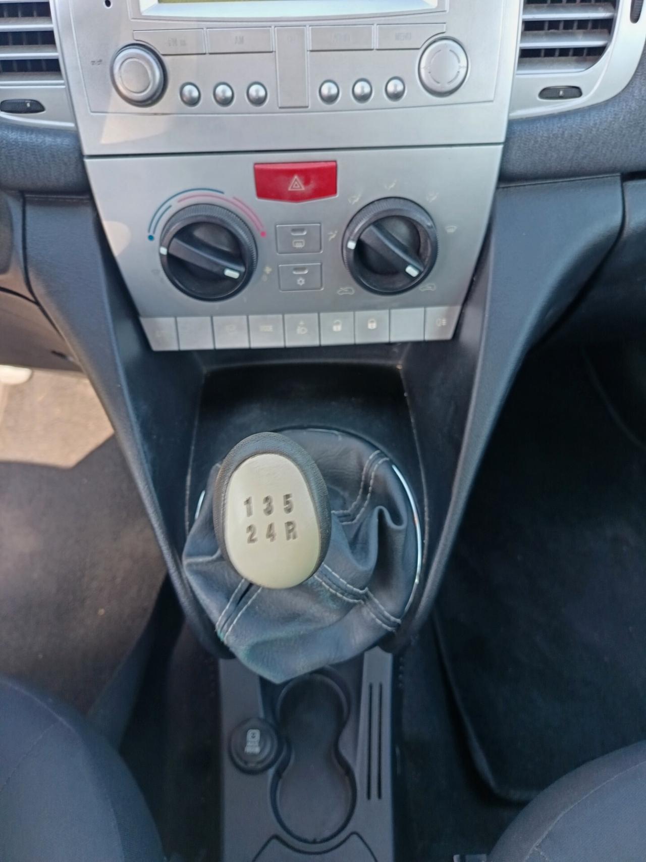 Lancia Ypsilon 1.2 69 CV Diva KM 67.929