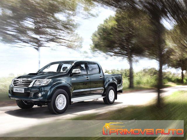 TOYOTA Hilux 3.0 D-4D aut.4WD 4p. DC Stylex