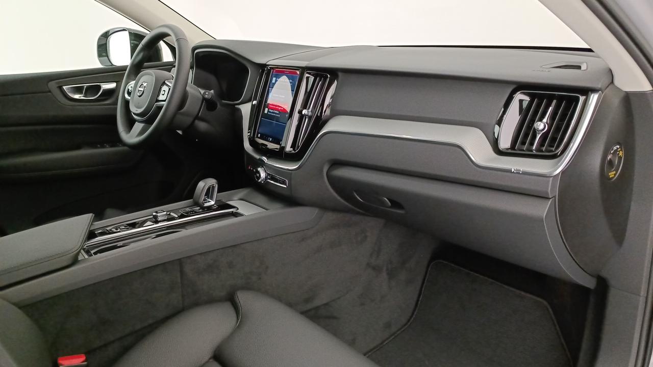 VOLVO XC60 2.0 t6 phev Plus Dark awd auto