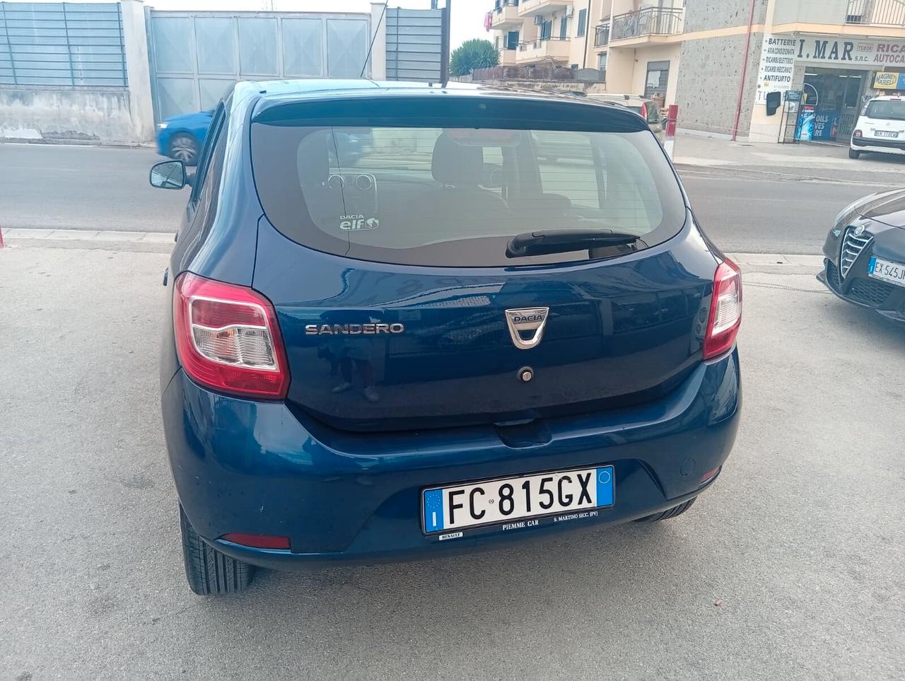 Dacia Sandero 900cc gpl con 12 mesi di garanzia-2016