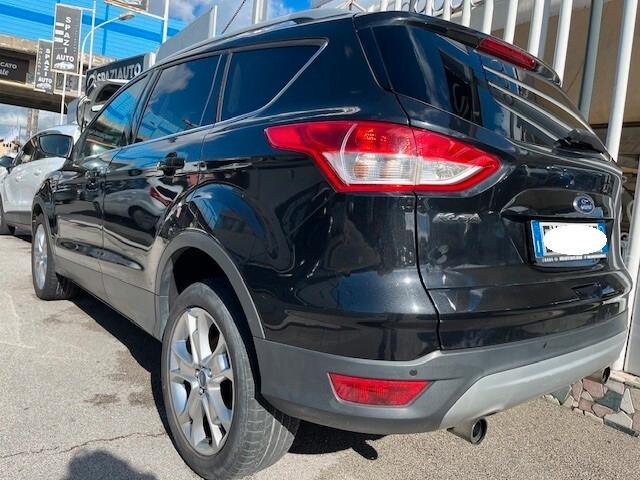 FORD KUGA TITANIUM CAMBIO AUTOMATICO