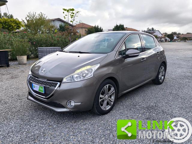 PEUGEOT 208 1.2 puretech vti 5p. Allure