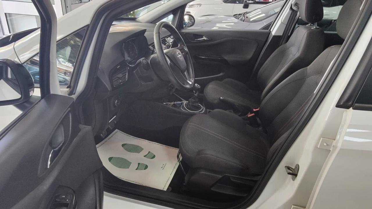 Opel Corsa 1.4 90CV GPL Tech 5 porte Black Edition