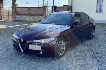 ALFA ROMEO Giulia 2.2 Turbodiesel 136 CV AT8 Business