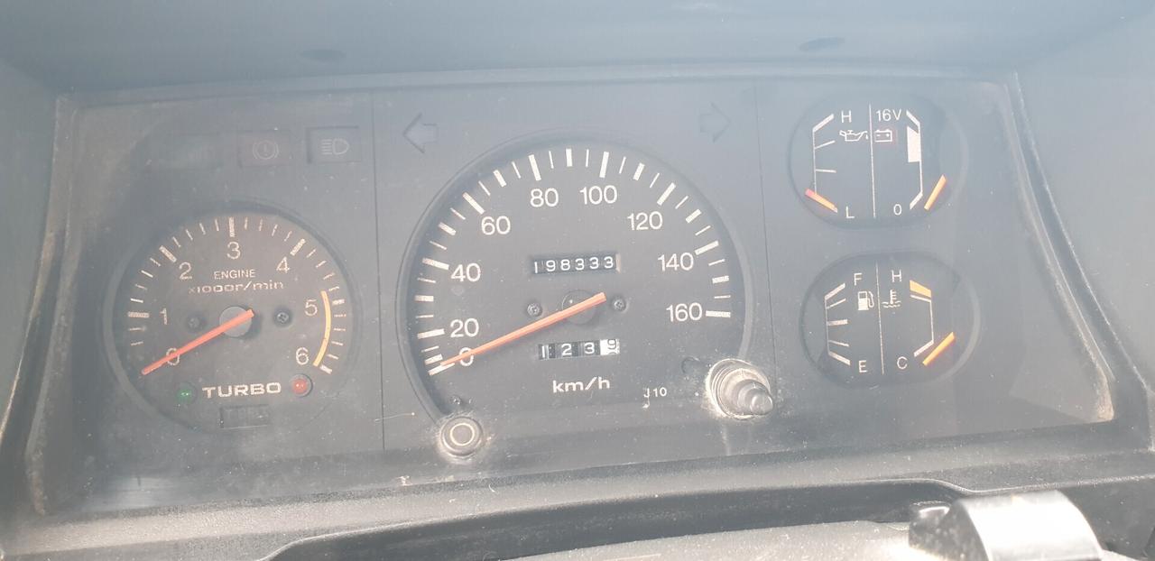 Toyota Land Cruiser 2446 TURBO DIESEL