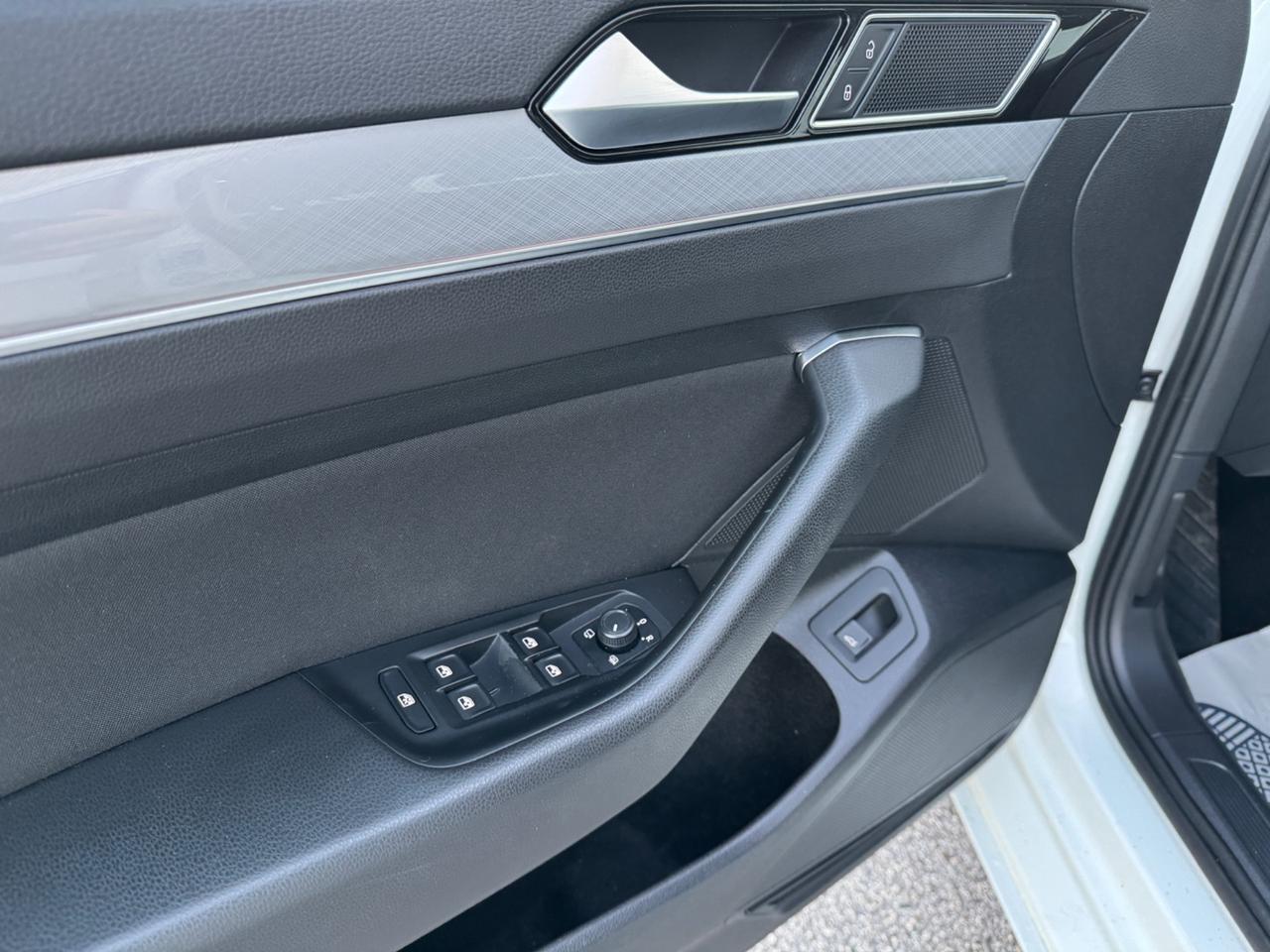 Volkswagen Passat Variant 2.0 TDI SCR EVO DSG Business