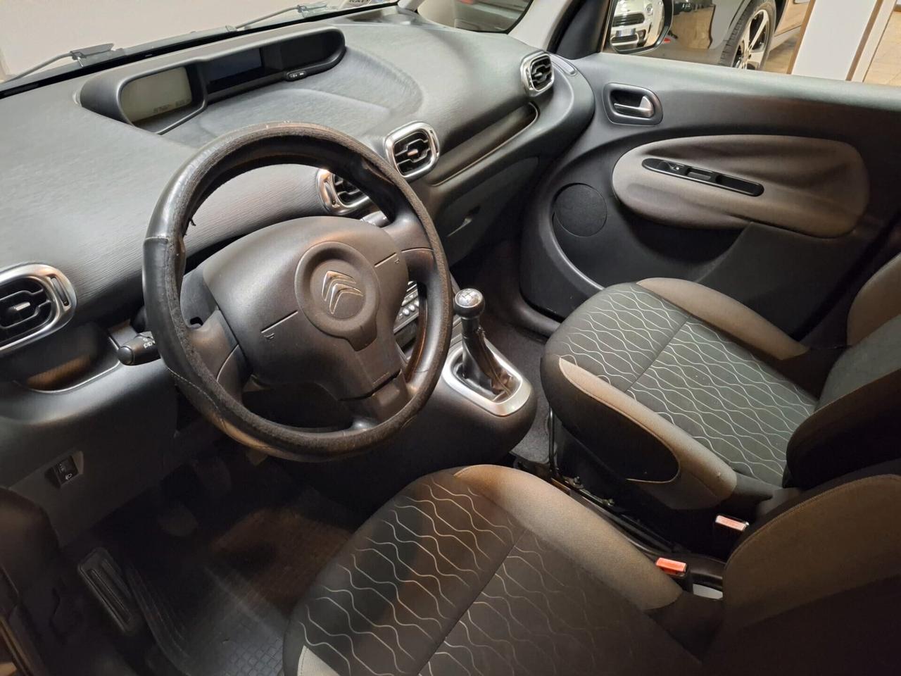 Citroen C3 Picasso 1.6 hdi *CINGHIA FATTA*NEOPATENTATI