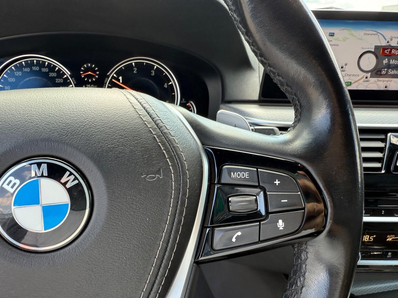 Bmw 520d aut. Touring Msport,CERCHI 19 ,IVA ESPOSTA