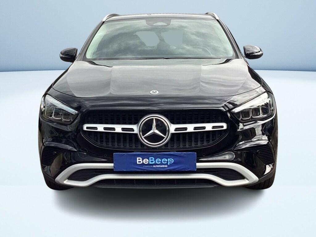 Mercedes GLA 180 180 D Progressive Advanced 8G-DCT
