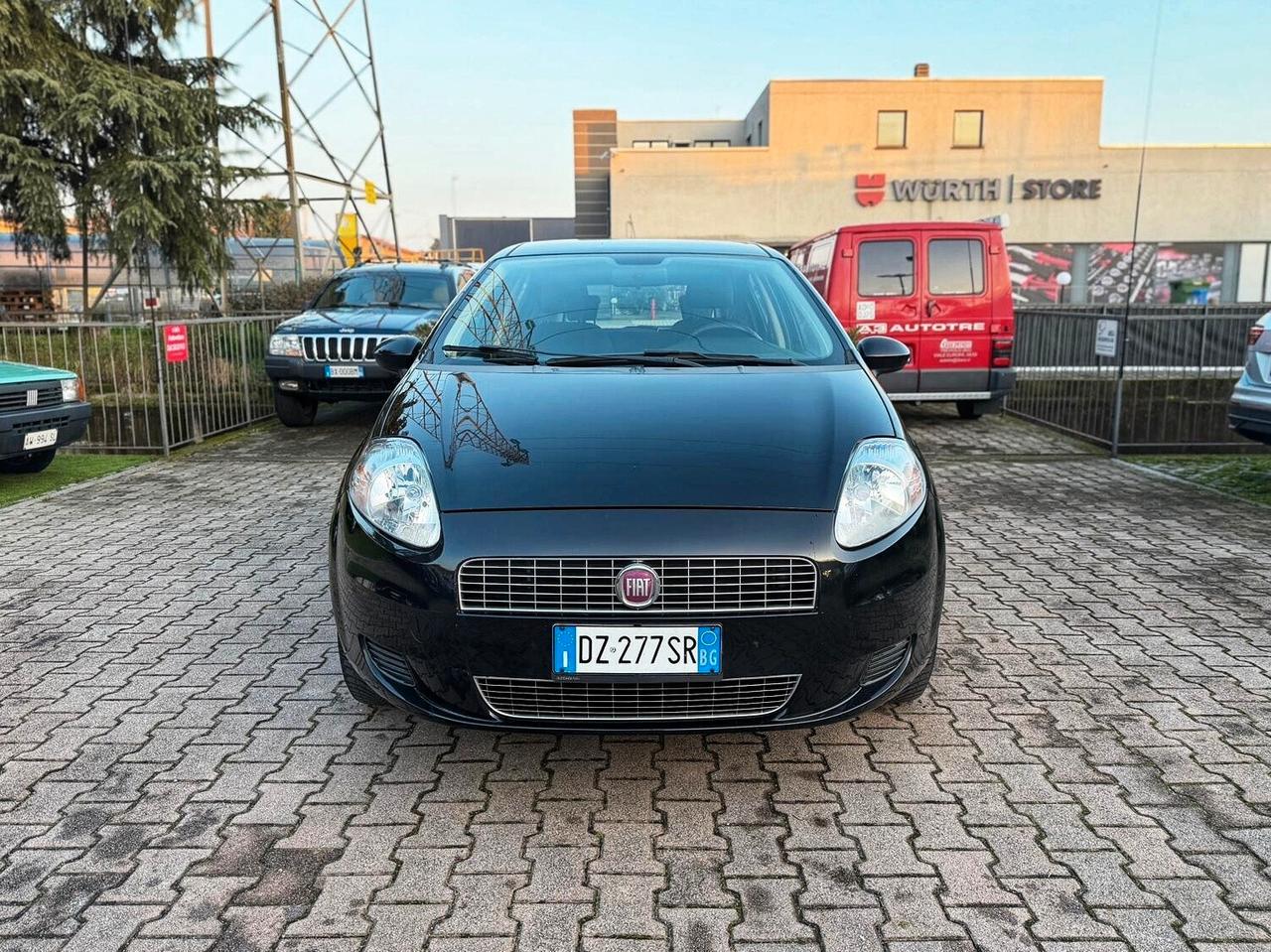 Fiat Grande Punto 1.4 GPL 5 porte OK NEOPATENTATI